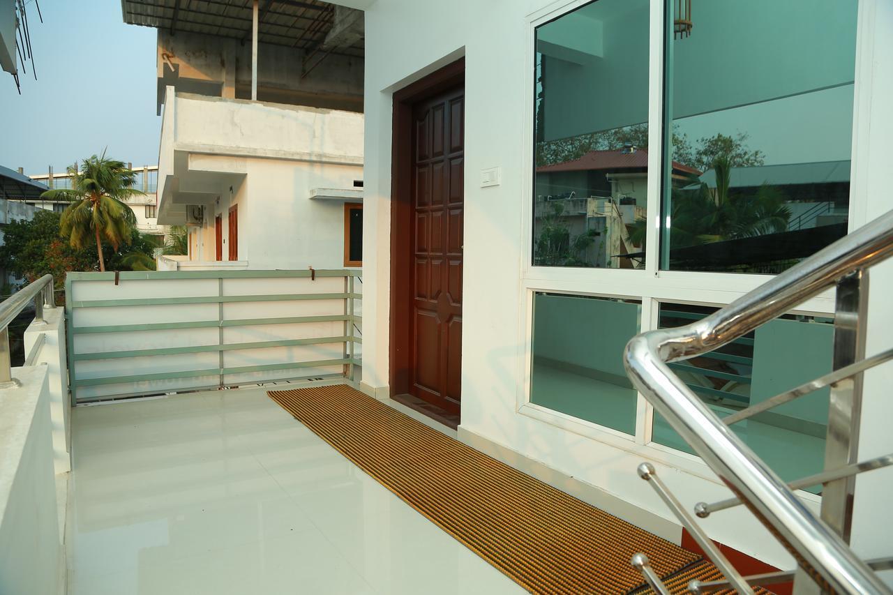 Friendsland Home Stay Kochi Exterior foto